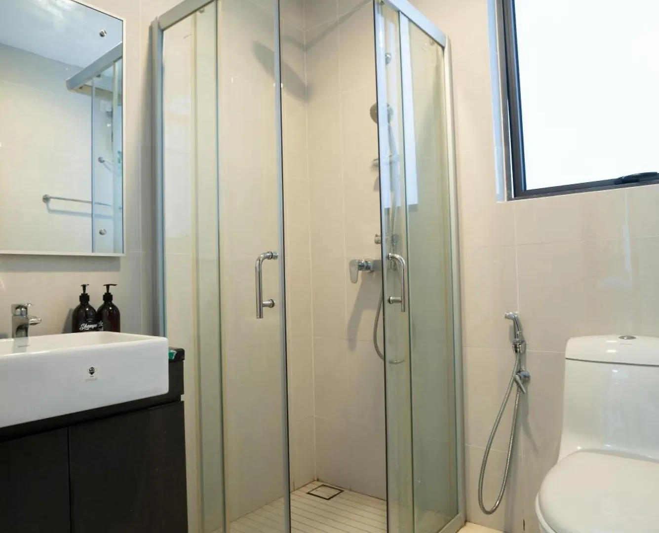 New! Super Seaview 6Pax Lovell Danga Bay 3Br Apartment Johor Bahru Malaysia